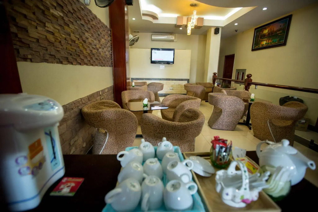 Hang Neak Hotel