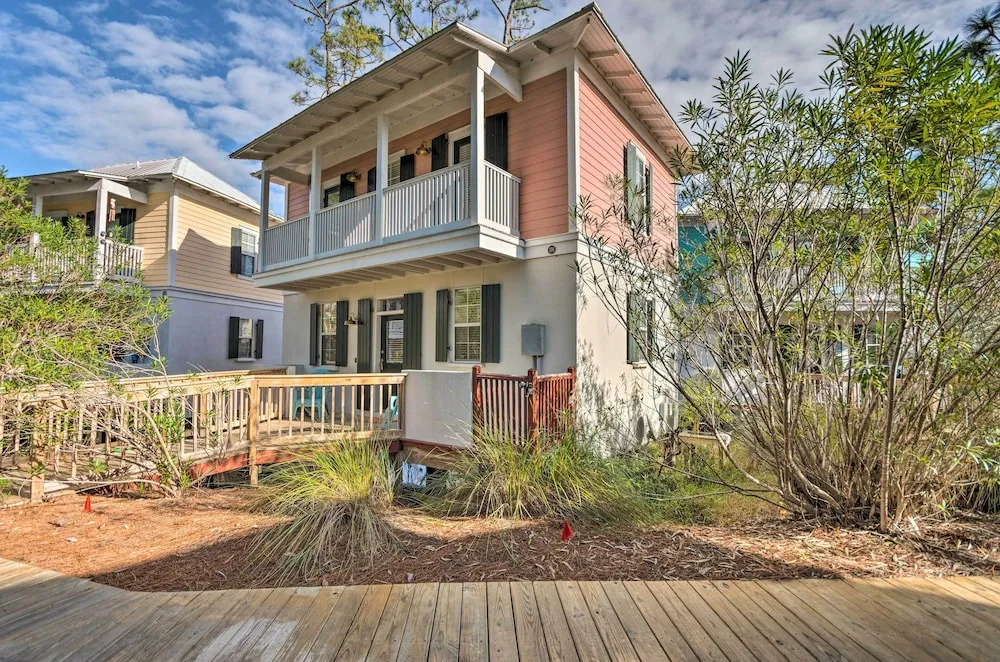 Beverly Bungalow; Easy Walk to Seagrove Beach