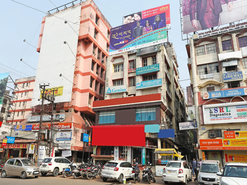 OYO 9193 Hotel Maple