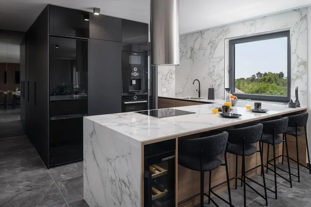 Penthouse Adela