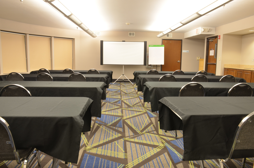Holiday Inn Express- Waterloo/Cedar Falls by IHG