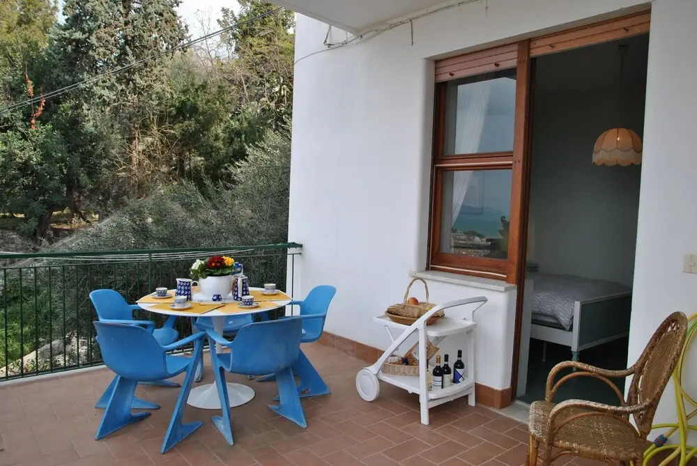Tiffany Apartment With sea View Terrace in the Center of Sperlonga