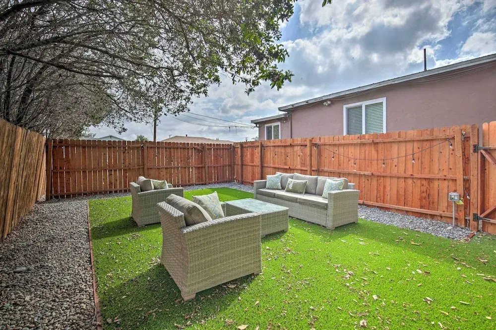 Modern Duplex Near Gaylord Resort & Bayfront!
