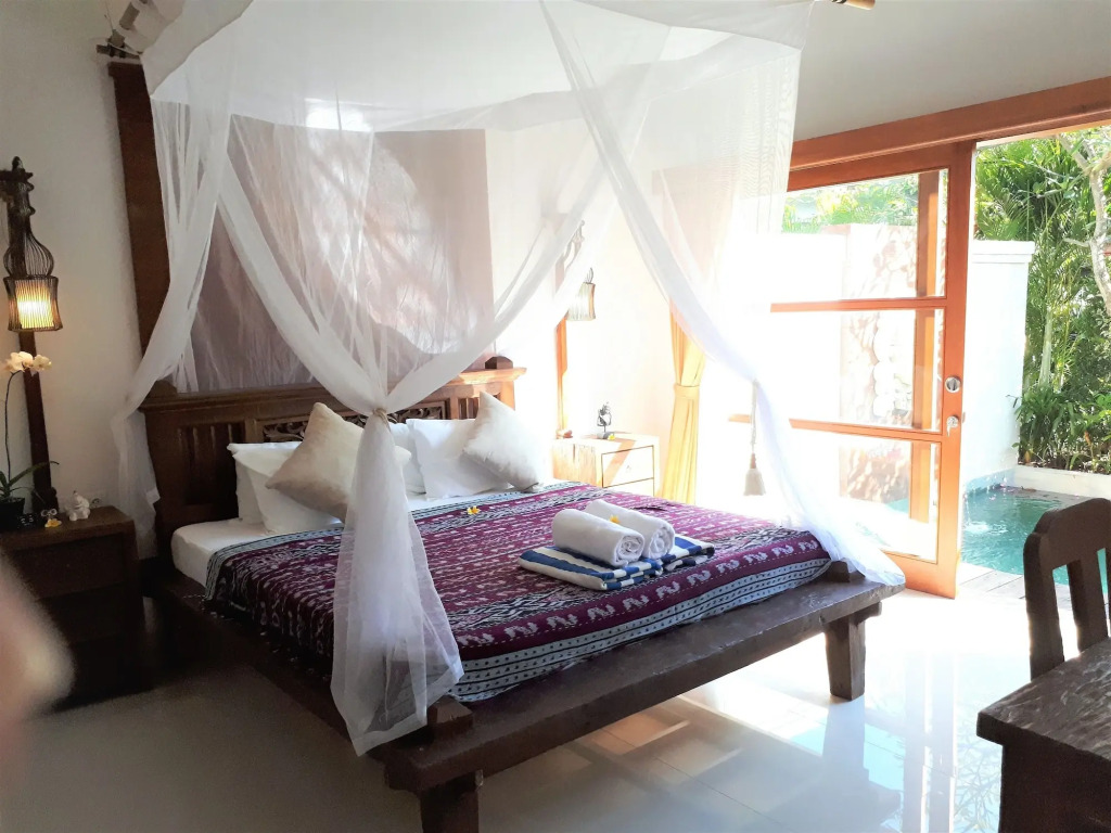 The Calmtree Bungalows