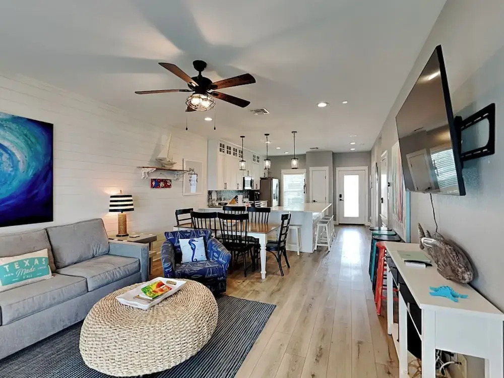 Copano Coastal Gem by Miss Kitty’s
