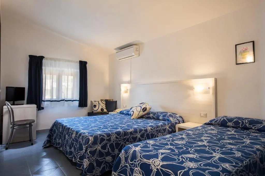 Hotel La Playa