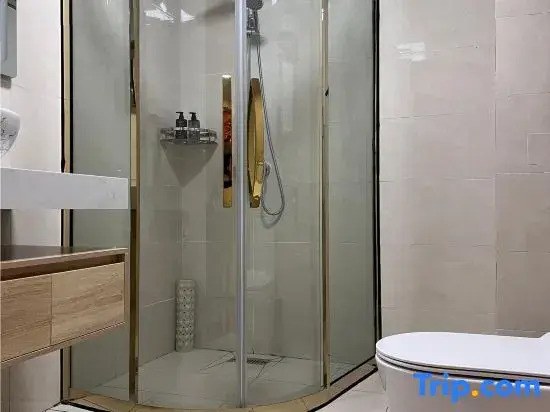 Litang Qianhu Zangzhai Hotel