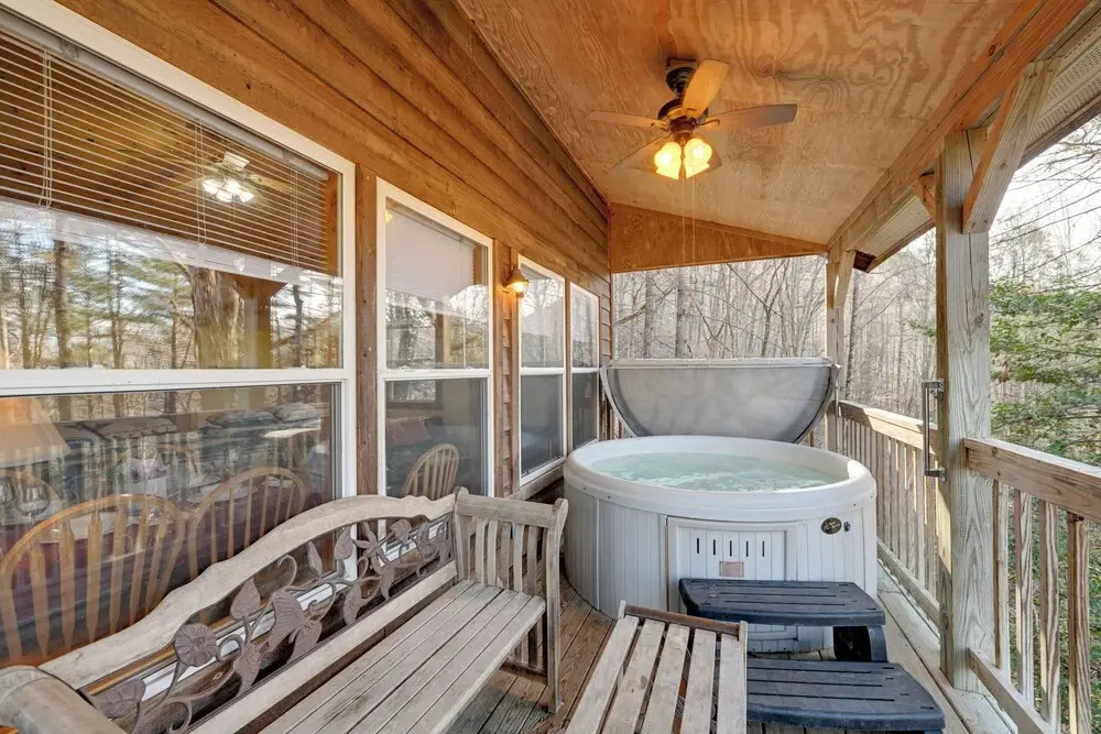 Pet-friendly Smoky Mountain Cabin: Hunt & Fish!