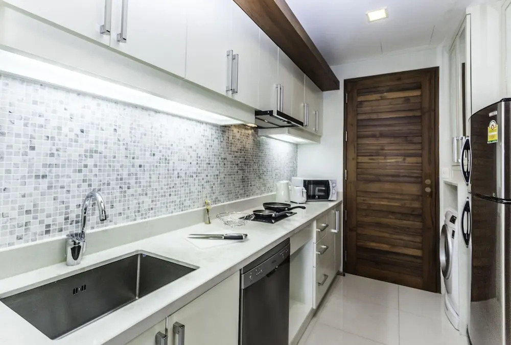 Q Kata Residence