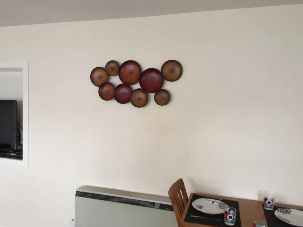 1 Varis Apartments