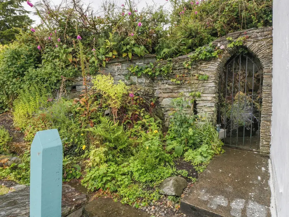 Violet Cottage