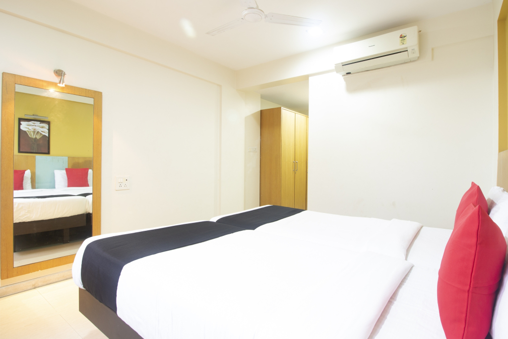 Shree Omkar Executive by OYO Rooms