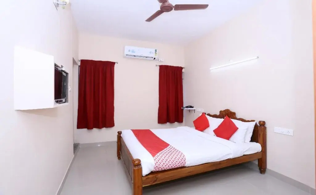 Viswa Towers By OYO Rooms