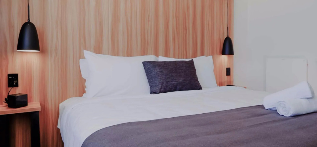 No. 9 Hotel
