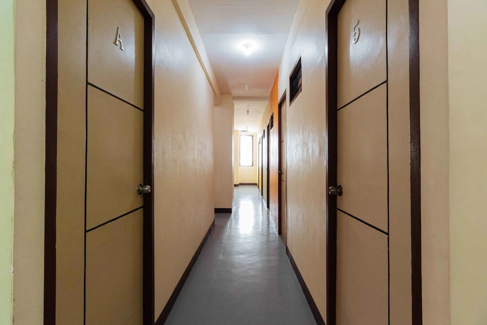 RedDoorz @ Fuente Circle Cebu