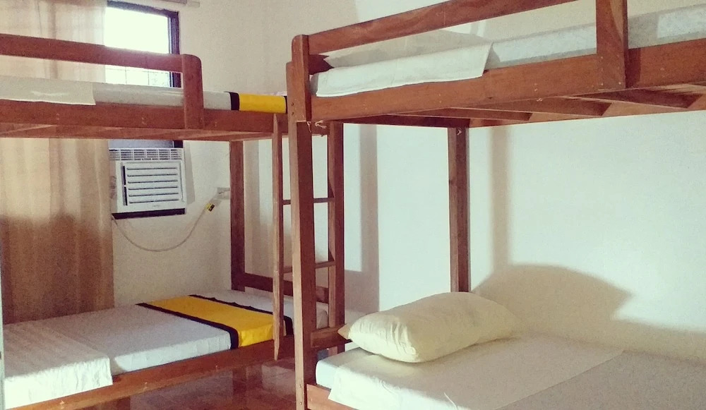 B Hive Dormitory - Hostel