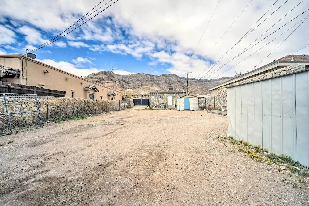 Modern West TX Home in the Heart of El Paso!