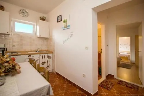 Apartment & Rooms Marigold