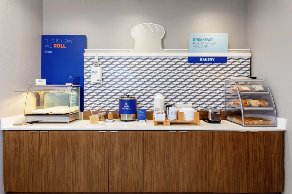 Holiday Inn Express & Suites Macclenny by IHG