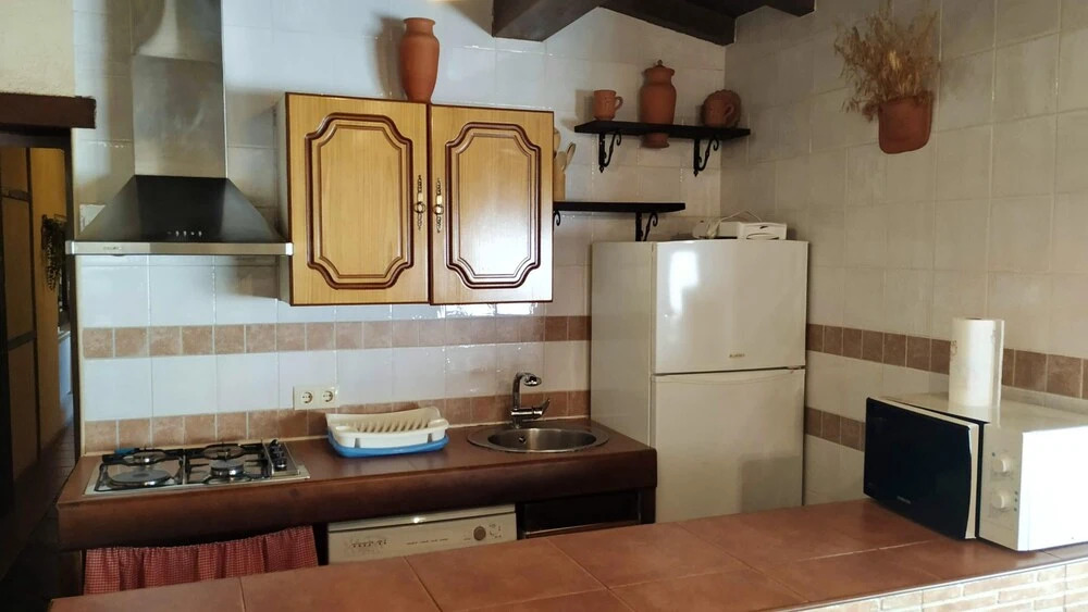 Elegant Villa with Private Pool in Jerte