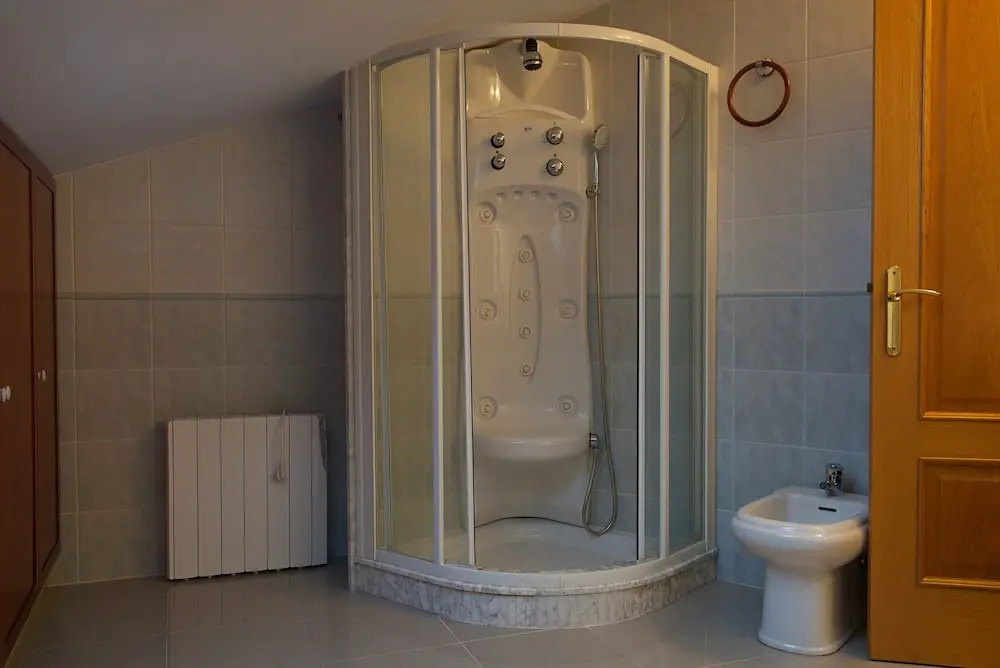 CHALET CON PISCINA EN MIÑO-Perbes
