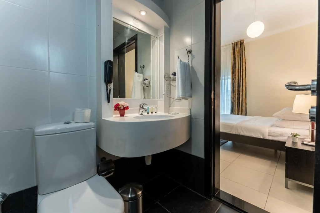 Gulf Oasis Hotel Apartments Fz LLC