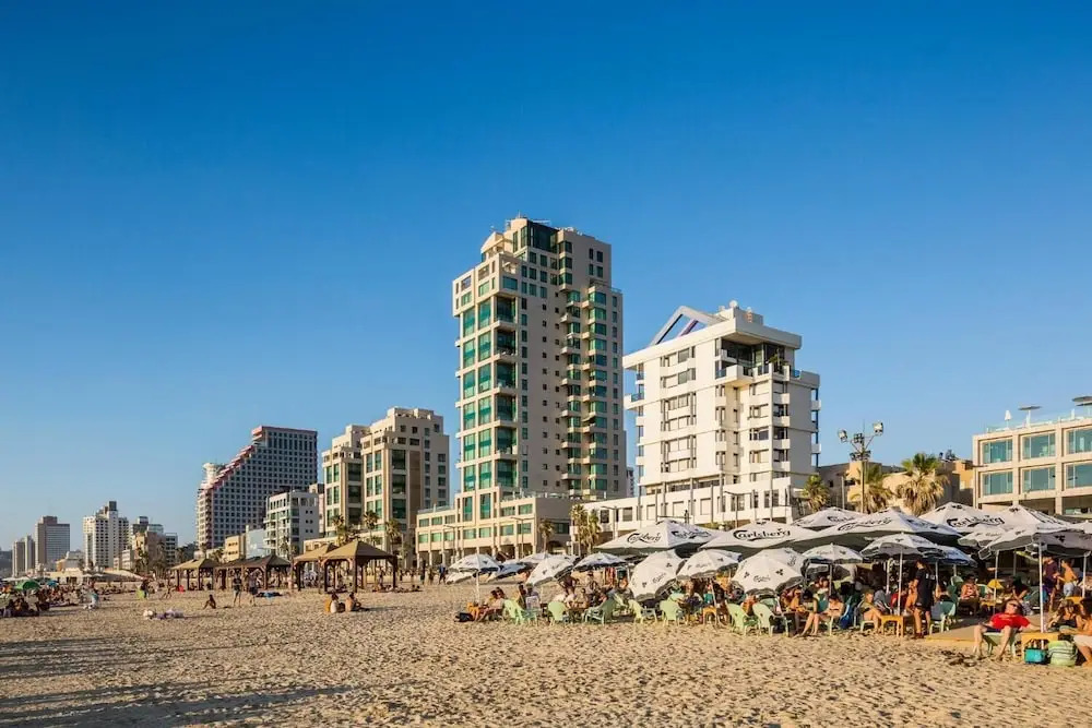 Charming 3 Bdr Apt 2 Min From Beach Tl51