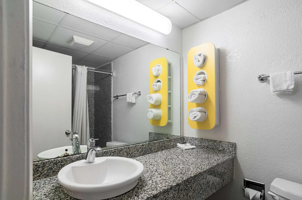 Motel 6-Oklahoma City, OK - South