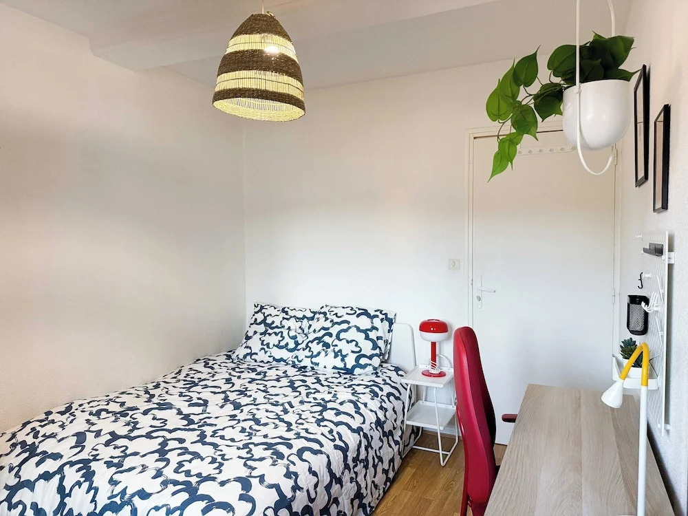 Cozy Room in a Friendly Shared Flat - Lyon 8th