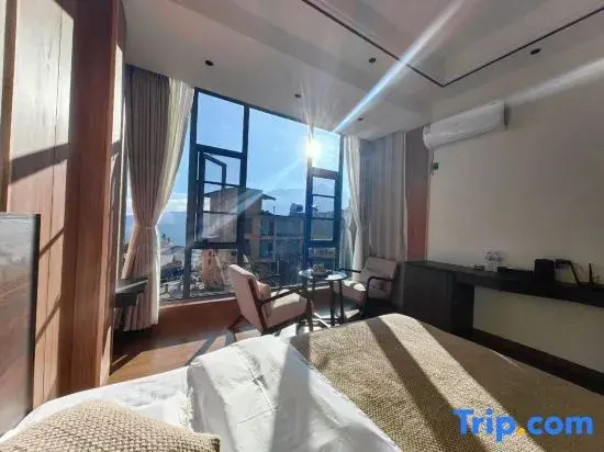 Yuanyang Duoyishu Xindu Hotel