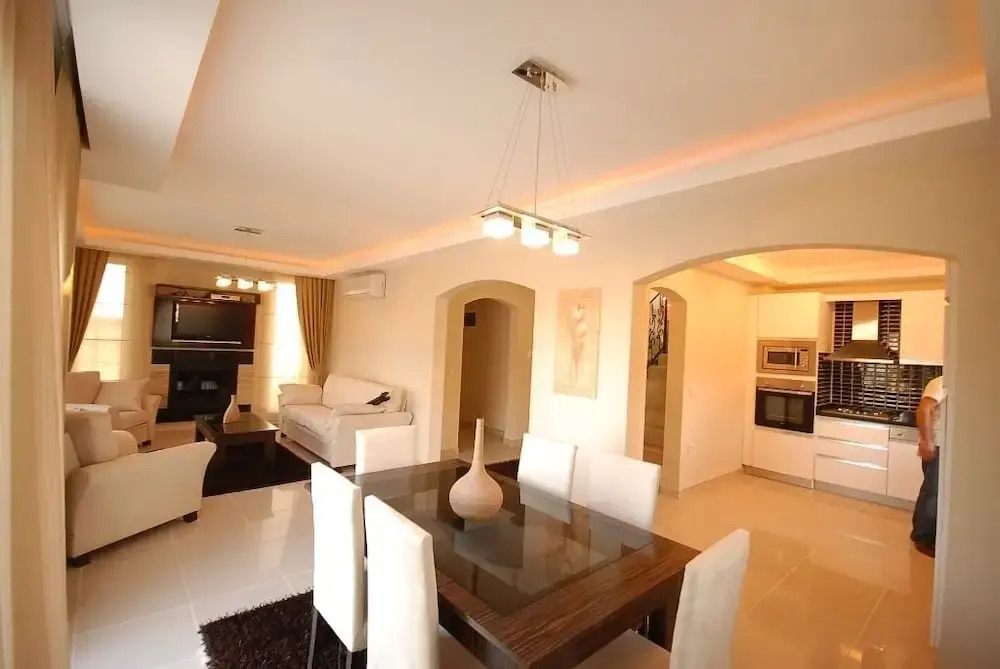 BlueHomes Villas