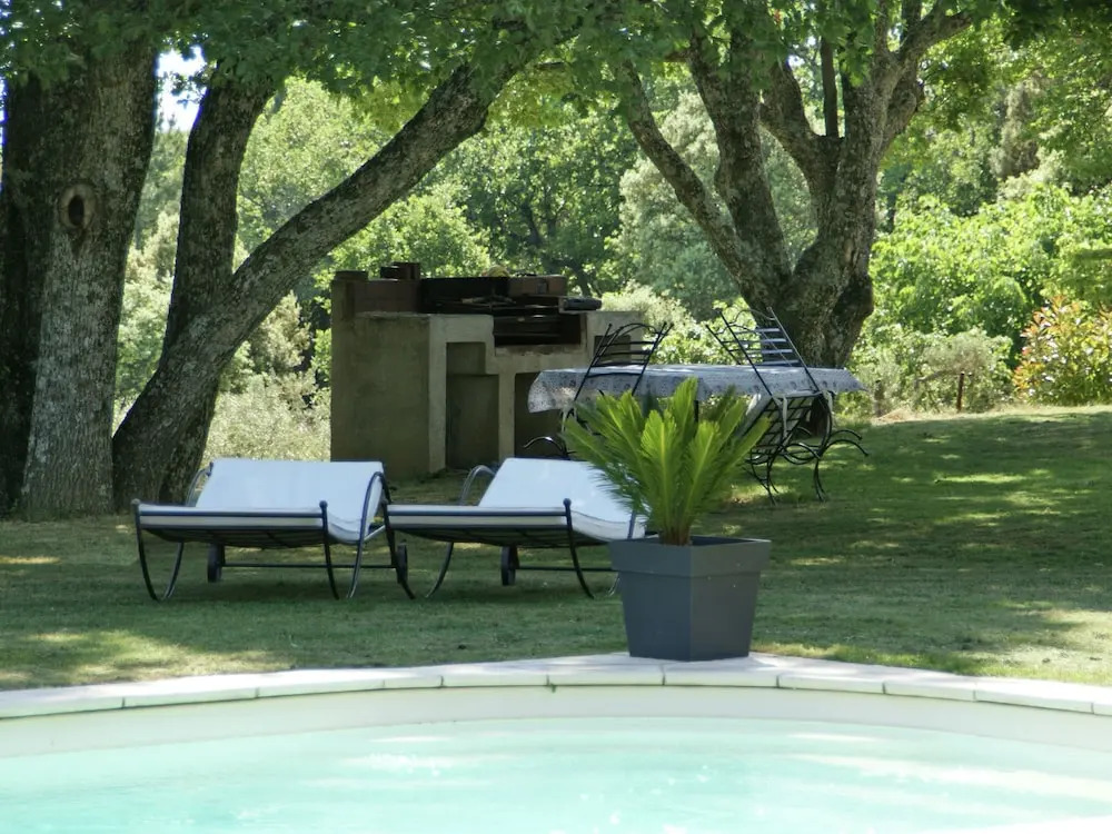Villa in Reillanne with Private Pool