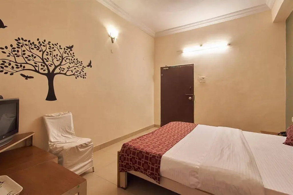 Hotel Sri Sai Krupa