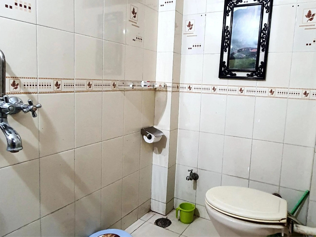 Aditya Premium HomeStay- Furnished Air Conditioned- 2BHK