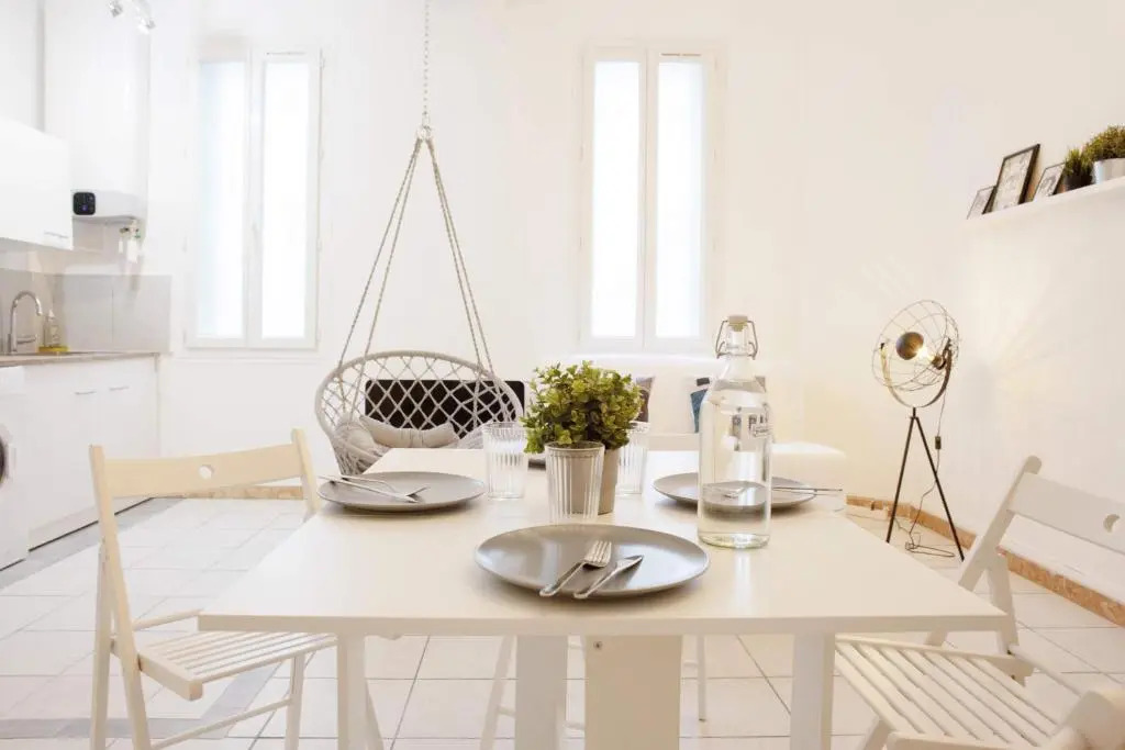 GregBnb-com - T2 Cocooning et chaise hamac -10min Gare