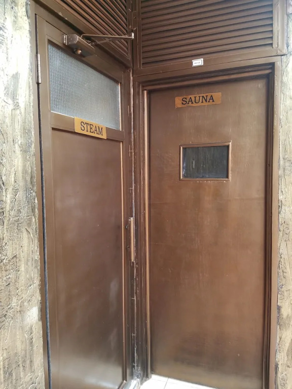 Sibyangu Standard Hotel Kampala