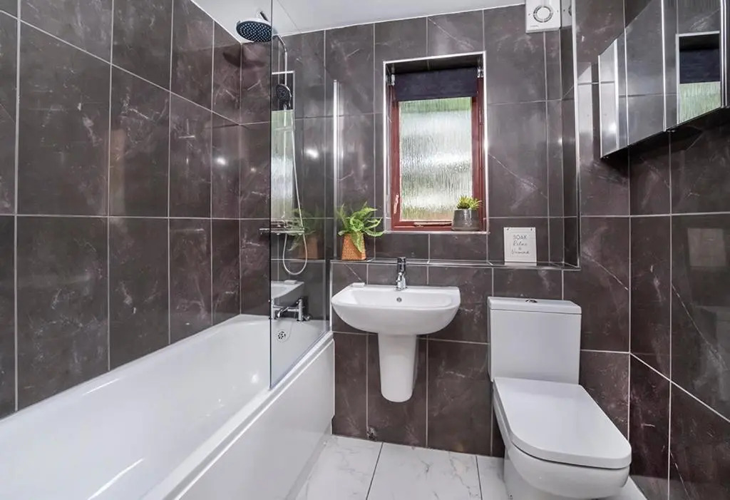30 Fewster Way York