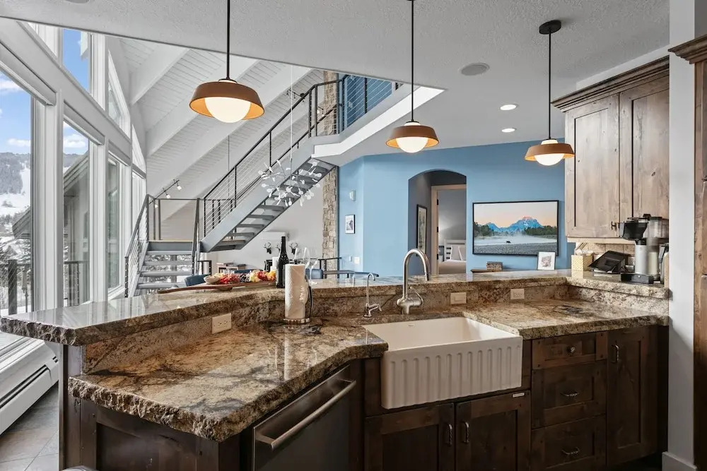1688 - Five Bedroom Condo with Hot Tub Pinnacle by Deer Valley Resort