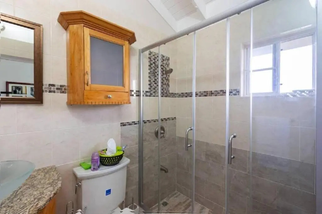 Loft - Sleeps 4 - Parking - Balcony