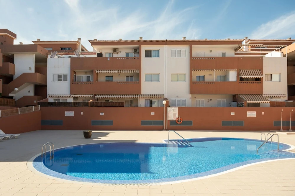 Family Relax Terrace Pool in G mar