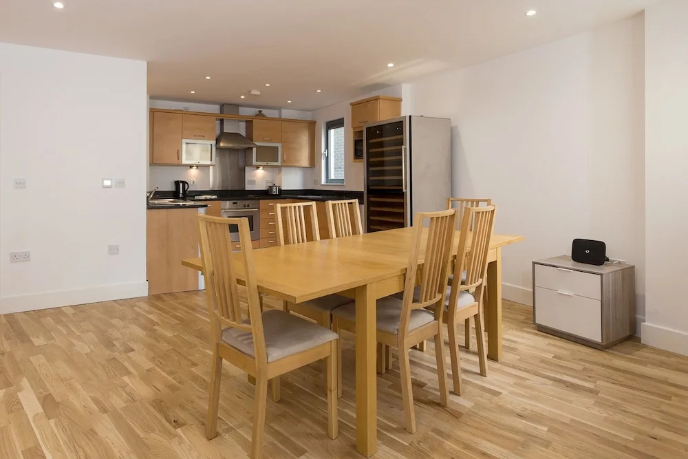Spacious Flat With View of the Shard
