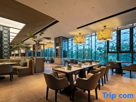Tongxiang Weijia Hotel (Renmin Road1581)