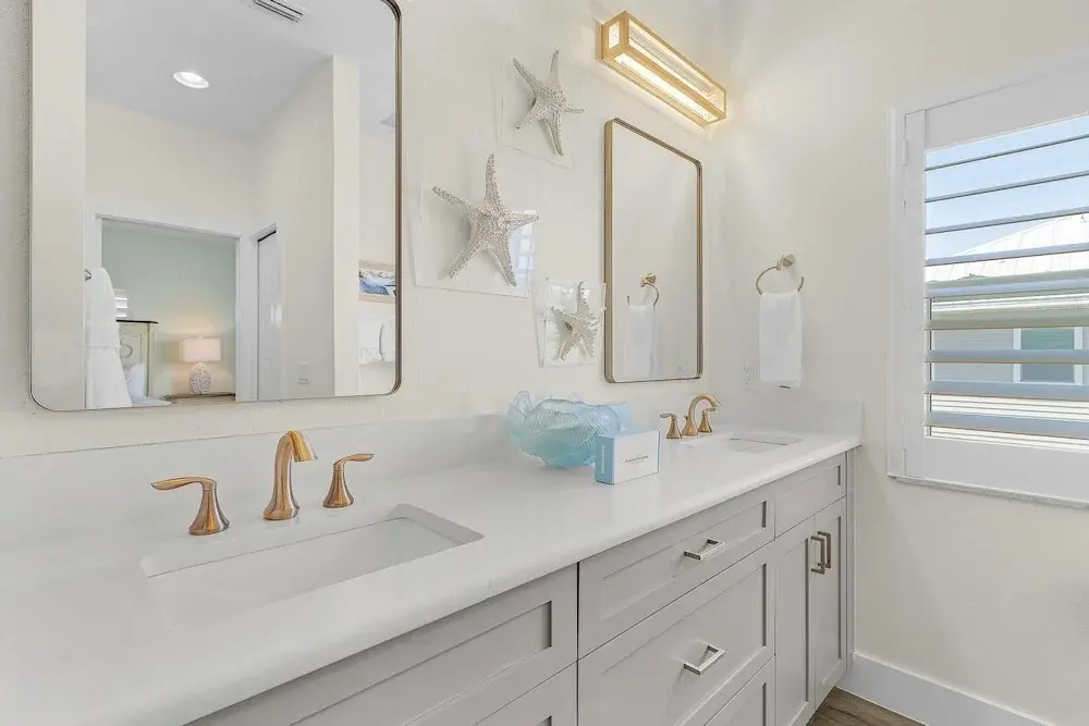 Welcome To Mermaid Bay Vacation Rental - 261 Delmar 3 Bedroom Home by RedAwning