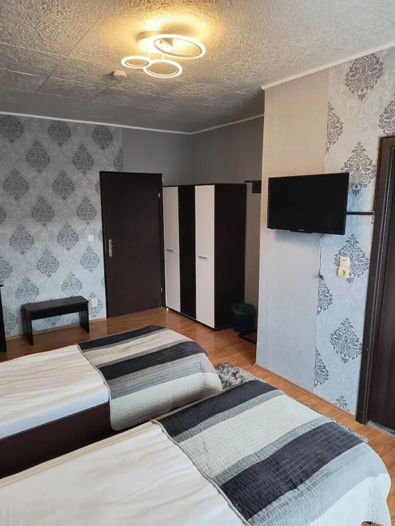 Casa Mais Brașov Guesthouse with Free Parking