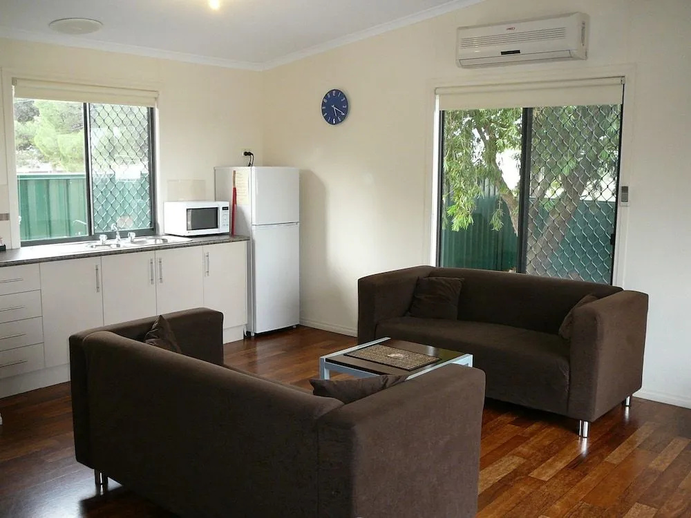 Oval Motel - Murray Bridge