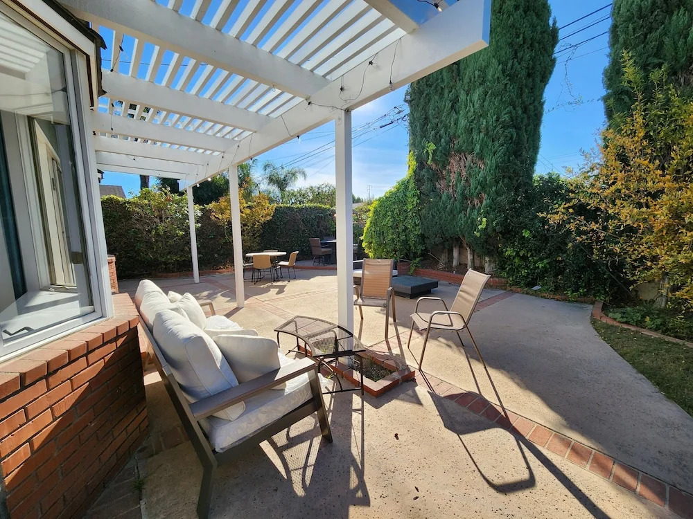Near the beach and central located