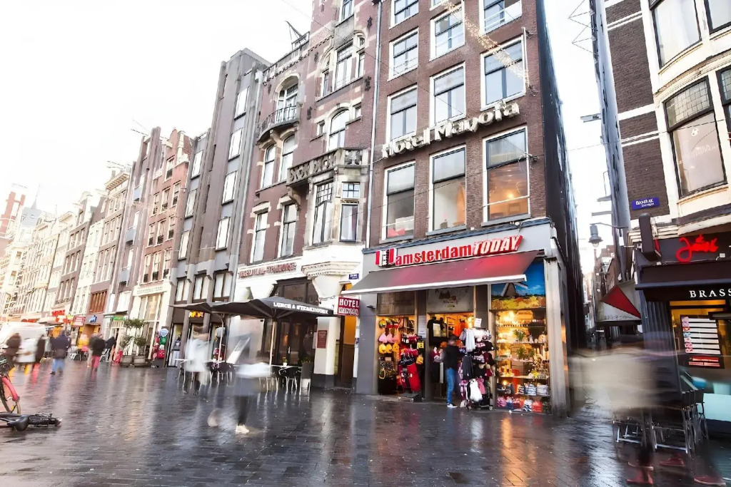 Hotel Manofa