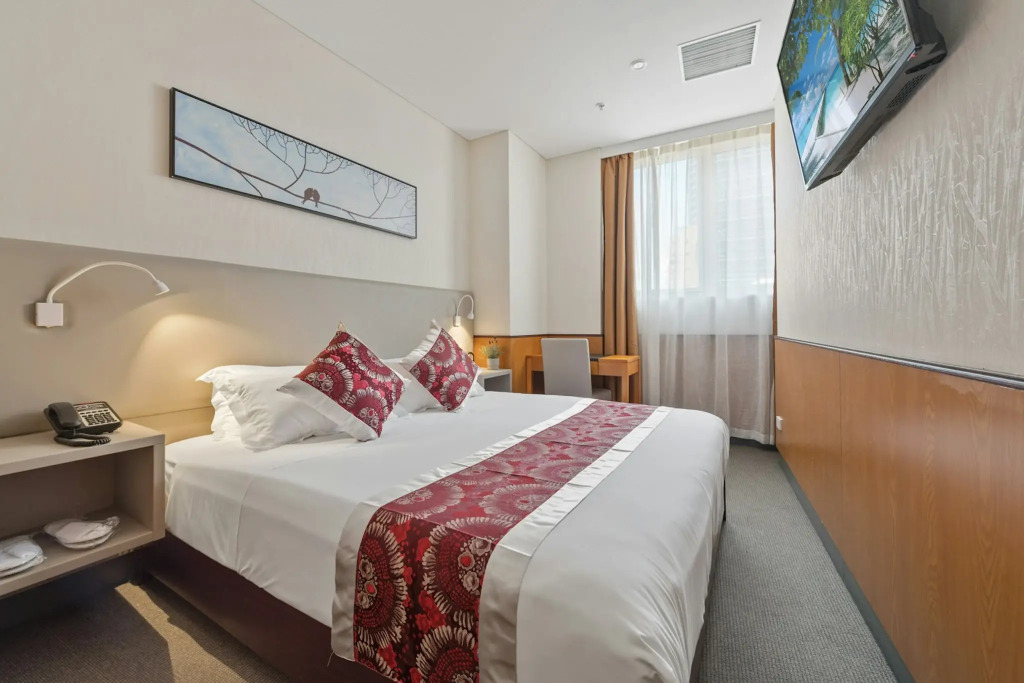 YEHS Hotel Sydney QVB