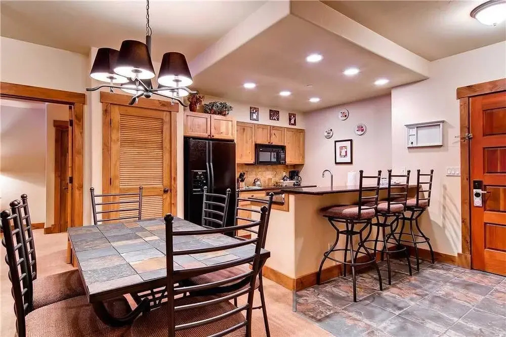 3206 Champagne Lodge, Trappeur's Crossing Apartment 2