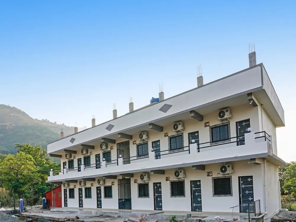 OYO 22722 Home Elegant 1BHK Malavli